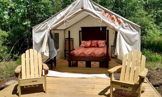 Madison House | Gorgeous Tent Rental Great for Glamping in Ohio