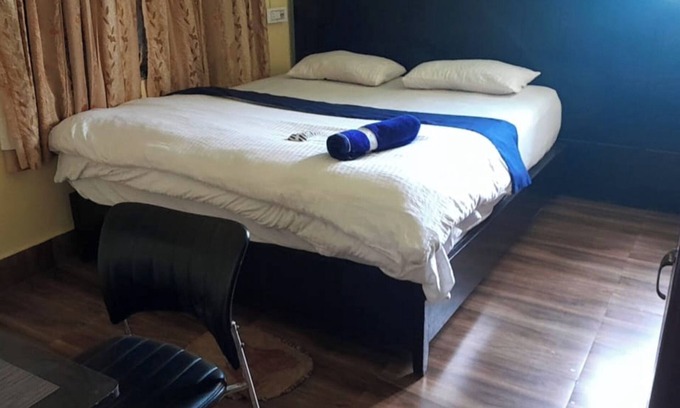 Sector II Hotel | Goroomgo Salt Lake Palace Kolkata