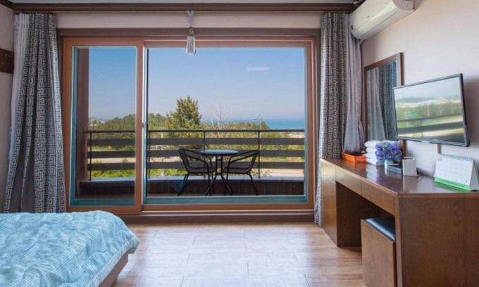 Goseong-gun House | Goseong Orient Pension