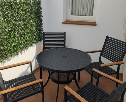 Valladolid House | GR - Polvorín Oasis