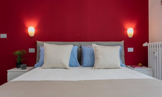 Santa Rita Apartment | Graglia Modern Apartment by Wonderful Italy