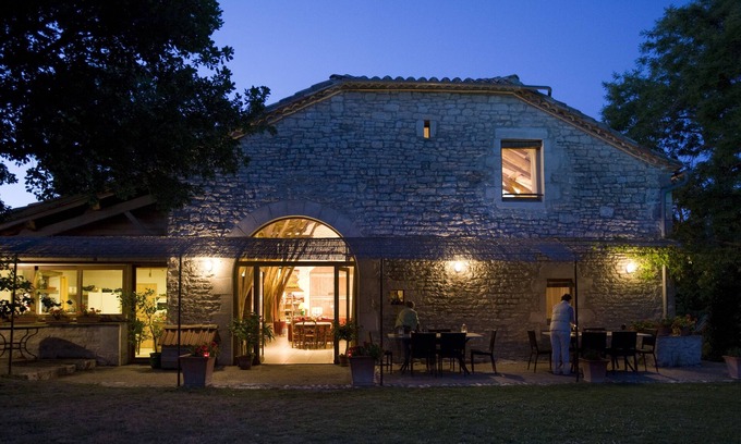 Lalbenque House | Grand Gîte de Charme dans le Lot - Jacuzzi, Piscine & Truffles - 14 pers.