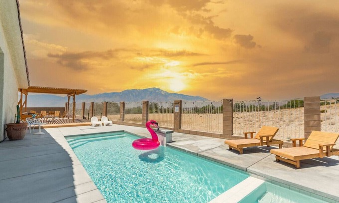 Desert Hot Springs House | Grand Mountain Villa Pool Spa Patio View
