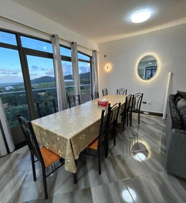Calebasses House | Grande Maison Familiale Vue Mer et Montagne