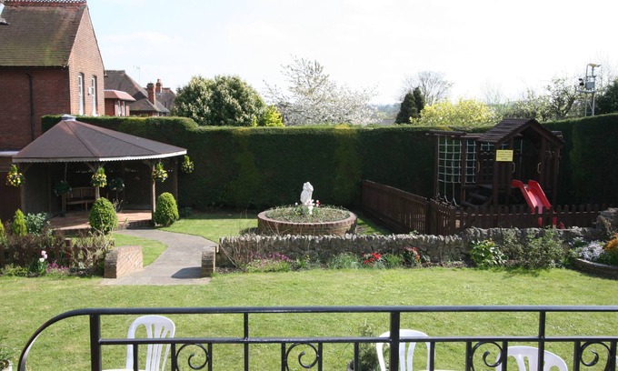 Maidstone Hotel | Grange Moor Hotel