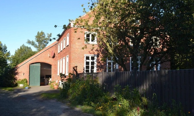 Krummhoern Apartment | Great flat in Upleward with large terrace