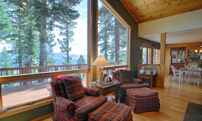 Ridgewood House | Great Tahoe Home with 60-Foot Deck & Panoramic Lake Tahoe View