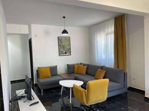 Kovaci Apartment | Greystone House Apartments