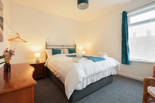 Grimsby House | Grimsby City Centre stay