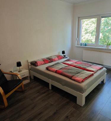Osnabrueck Apartment | Große Wohnung mit Balkon zentral in Osnabrück