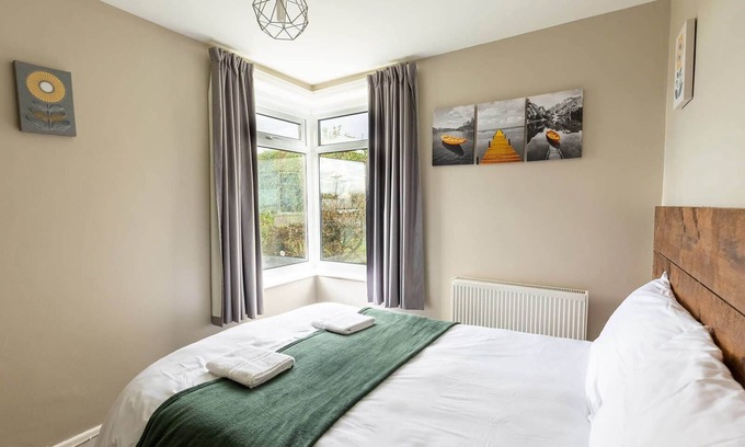 Bridlington Apartment | Ground Floor Beachfront Apartment, Amazing Views
