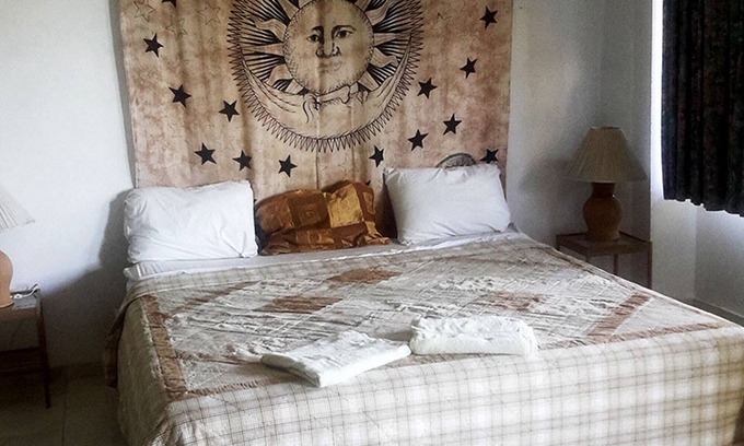 Los Charamicos Apartment | Guest-friendly budget room near Sosua beach
