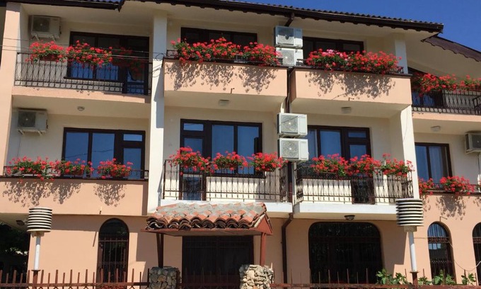 Balchik House | Guest House ,Emotion'