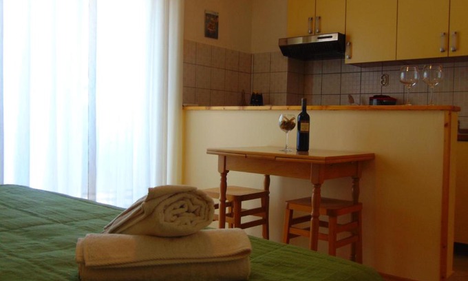 Island Hvar House | Guest House Jelsa