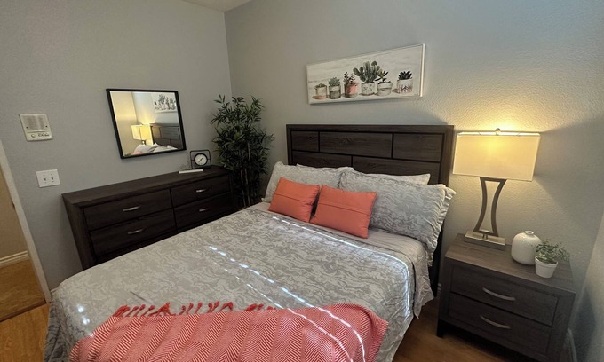 Chula Vista Apartment | Guest suite “attached”– fully private with its own entrance and bathroom.