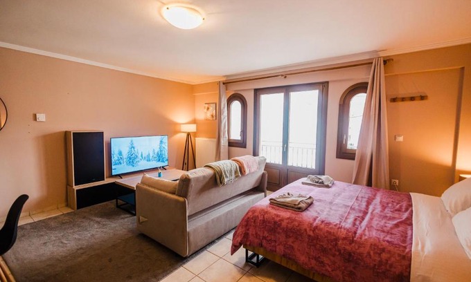 Kalavrita Apartment | Guesthouse Pezodromos