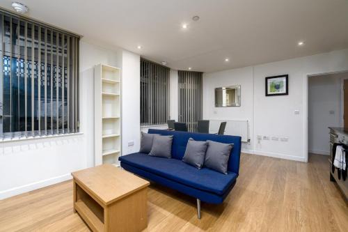 Limehouse Apartment | GuestReady - Chic Apartment with Terrace in London