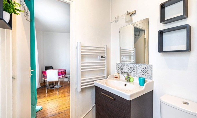 La Garenne-Colombes Apartment | GuestReady - Chic stay near Paris