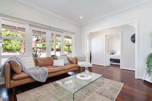 Guildford House | Guildford Cottage By Swan Bnb Management