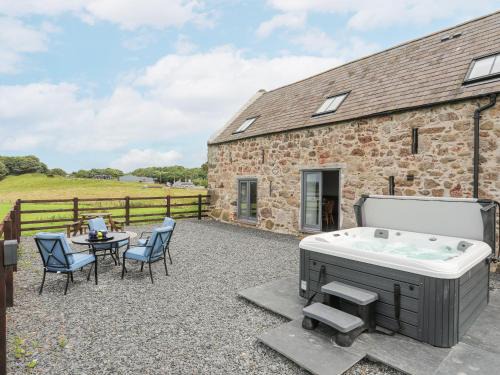 Brynrefail House | Gwel Y Fenai