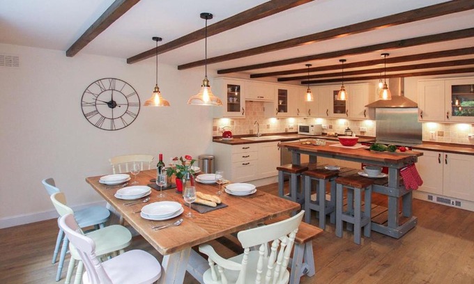 Beddgelert House | Gwyndy Bach