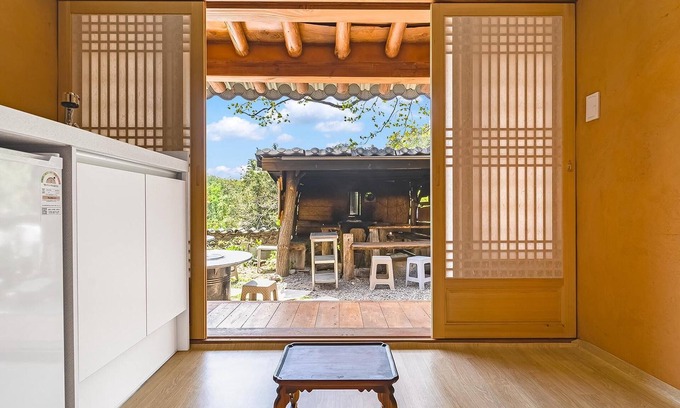 Gyeongju House | Gyeongju Seokgulam Pension