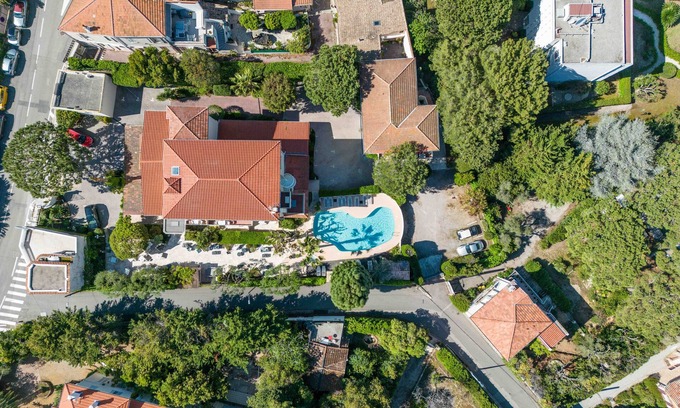 Cap-d'Antibes Hotel | Hôtel Beau Site - Cap d'Antibes