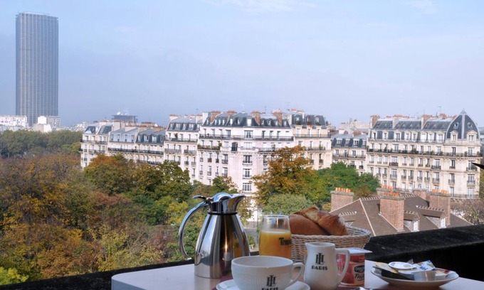 14th Arrondissement Hotel | Hôtel du Lion