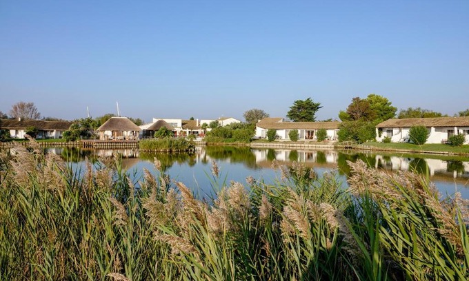 Saintes-Maries-de-la-Mer Hotel | Hôtel L' Estelle en Camargue