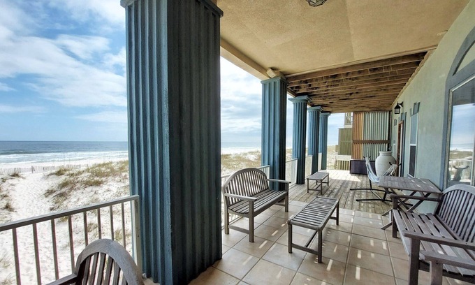 Gulf Shores House | H Blue Atlantis 6 Bedroom Home by RedAwning