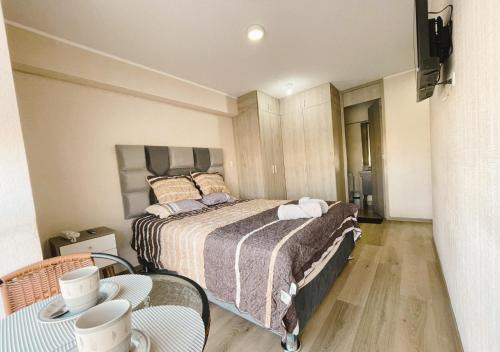 Tejada Alta House | Habitación privada con baño privado y smart TV