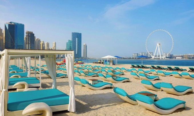 Sheikh Zayed Road Resort | Habtoor Grand Resort Junior Suite Plus with Sea View