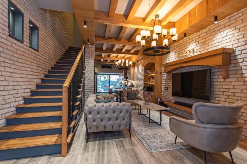 Kaleici Villa | Hadrian s Gate Old Town