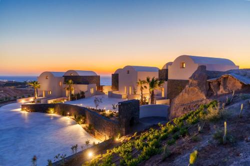 Exo Gialos Villa | Halo Santorini - Living Experience
