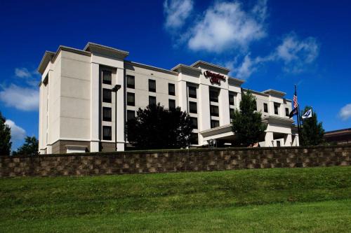 Palmer Hotel | Hampton Inn Easton