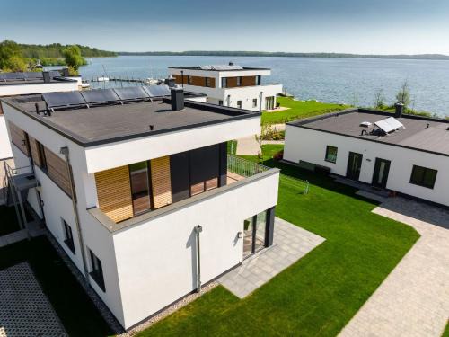 Schwerin Apartment | Hangar 19 geräumiges Apartment mit Garten H4W1