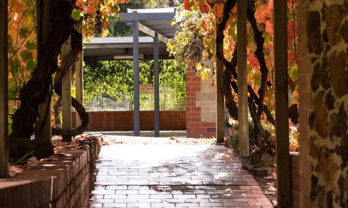 Stone Well House | Hanisch Haus