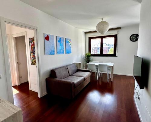 San Donato Milanese Apartment | Happy Home close to the Hospital,ENI,Milano - GR