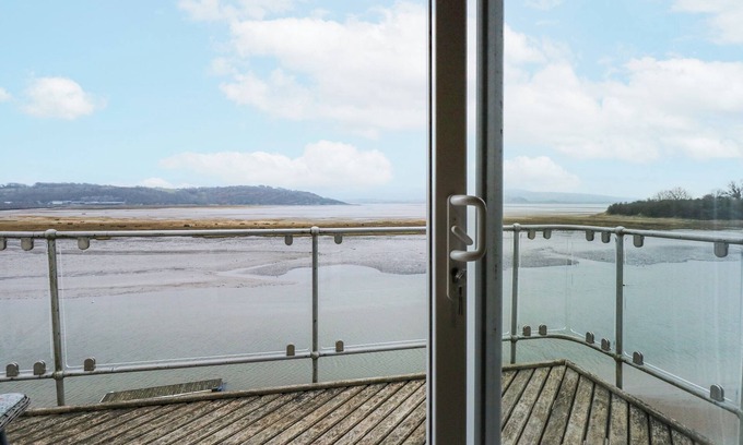 Borth-y-Gest Cottage | Harbour Apartment