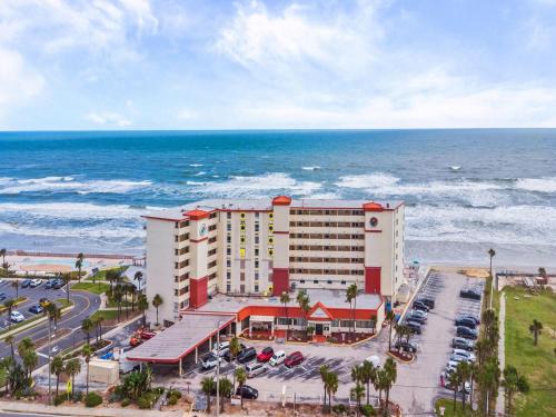 Lenox Park Apartment | Harbour Beach Resort 705