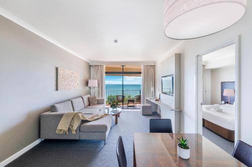 Darwin City Centre Apartment | Harbourfront Magic in Two Separate Seaview Apartments