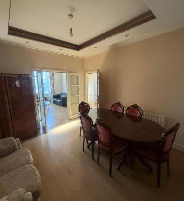 Moffat Apartment | Harrow Inn Rooms