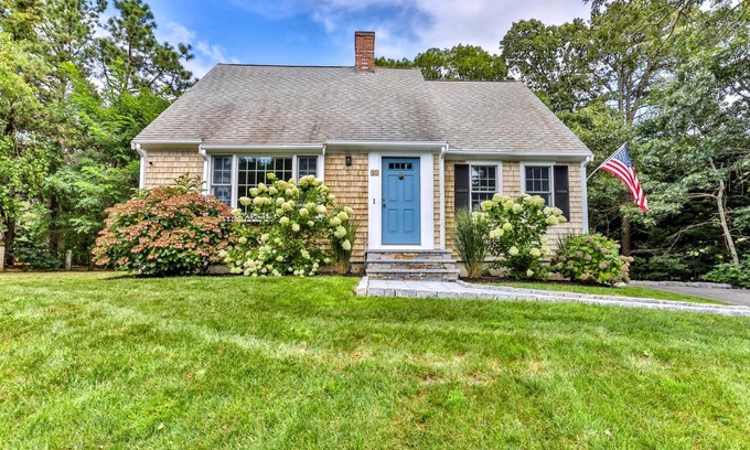 Northwest Harwich House | Harwich Getaway, Harwich Getaway with Hot Tub