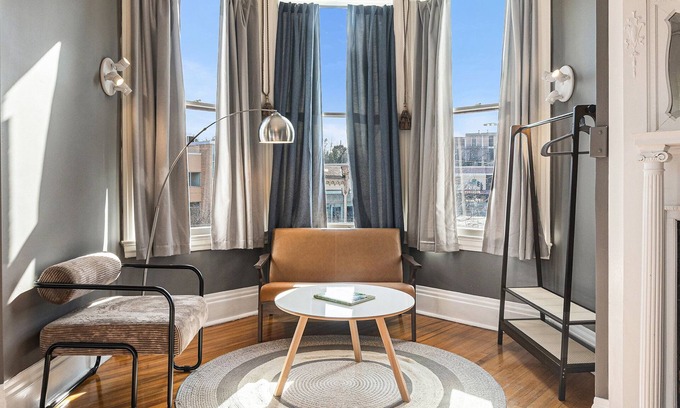 Five Points South House | Hassinger Daniels Guest House