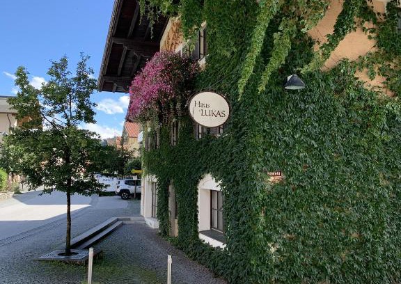 Hopfgarten Markt Bed & Breakfast | Haus Lukas
