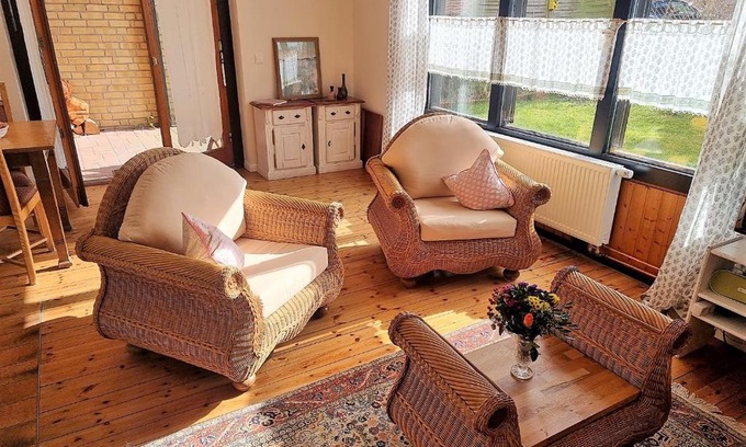 Kronsgaard House | Haus Sonnenschein