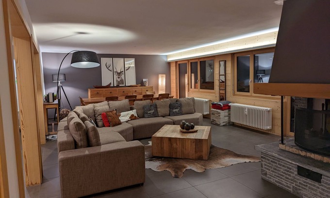 Saint-Pierre-de-Clages Apartment | HAUTE-NENDAZ - 4 Valleys - 200m from the funicular - 4 Bedrooms + 3 Bathrooms