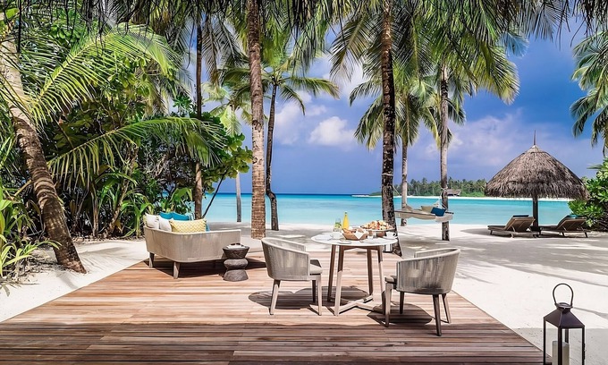 Reethi Rah House | Haven of Relaxation! Balcony w/Beach View, Private Indoor Spa Tub, Outdoor Pool