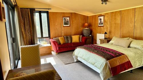 Makarora Apartment | Hawkshead Boutique Studio & Gardens