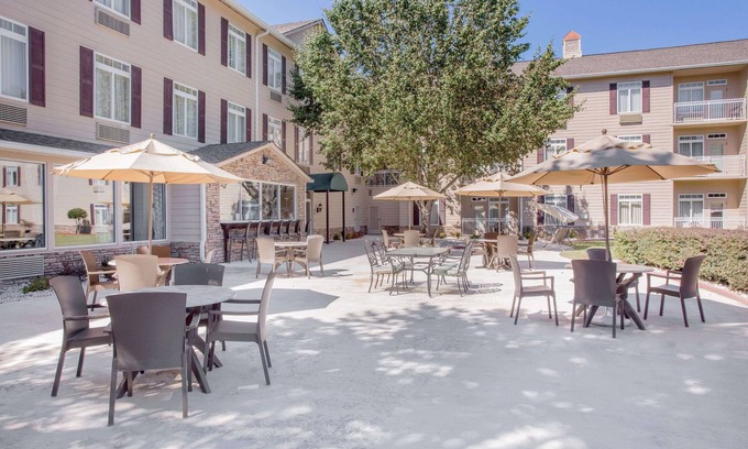 Conyers Hotel | Hawthorn Extended Stay by Wyndham Conyers